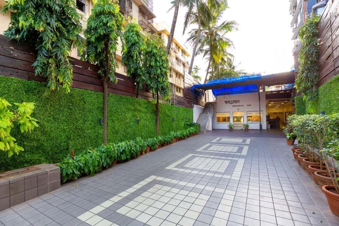 Sukh Hotel Mumbai Ngoại thất bức ảnh