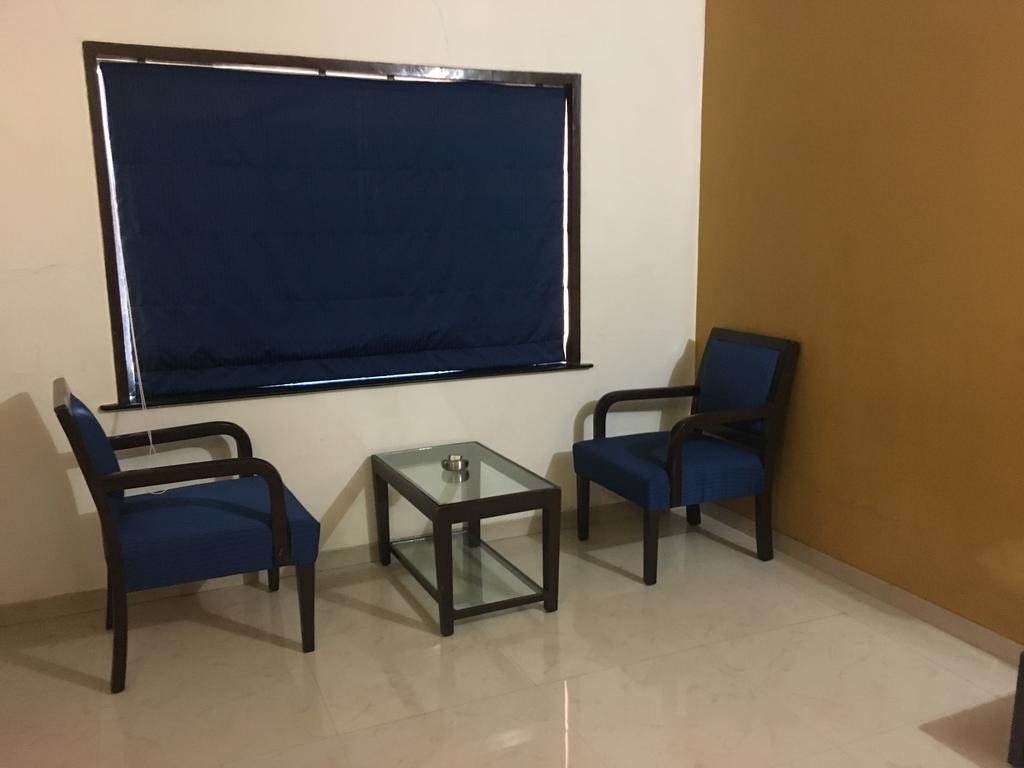 Sukh Hotel Mumbai Ngoại thất bức ảnh