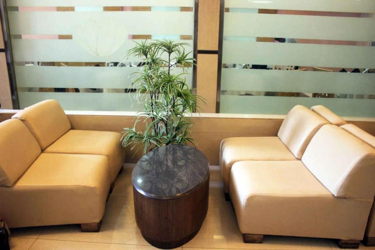 Sukh Hotel Mumbai Ngoại thất bức ảnh