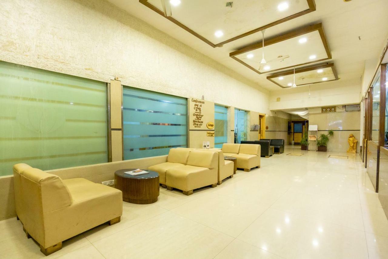 Sukh Hotel Mumbai Ngoại thất bức ảnh